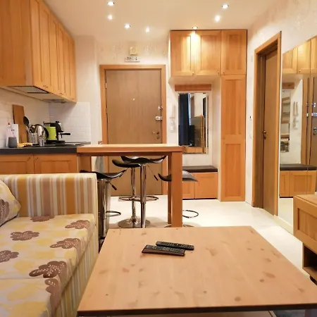 Luxury In St. John Park شقة