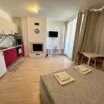 Luxury In St. John Park דירה
