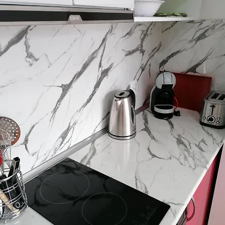 Luxury In St. John Park דירה בנסקו